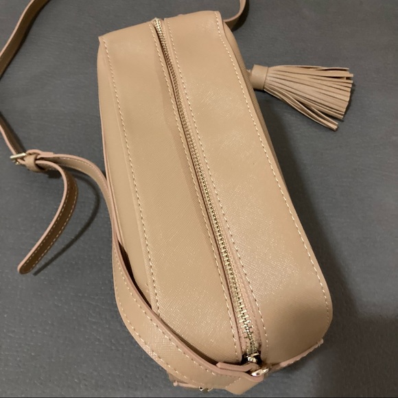 One left!! RAD Milano vegan leather cognac crossbody bag - Picture 5 of 7